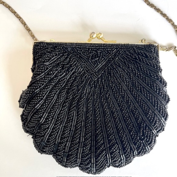 La Regale Black Beaded Satin Clamshell Clutch Crossbody Formal Party Evening Bag - Picture 1 of 4